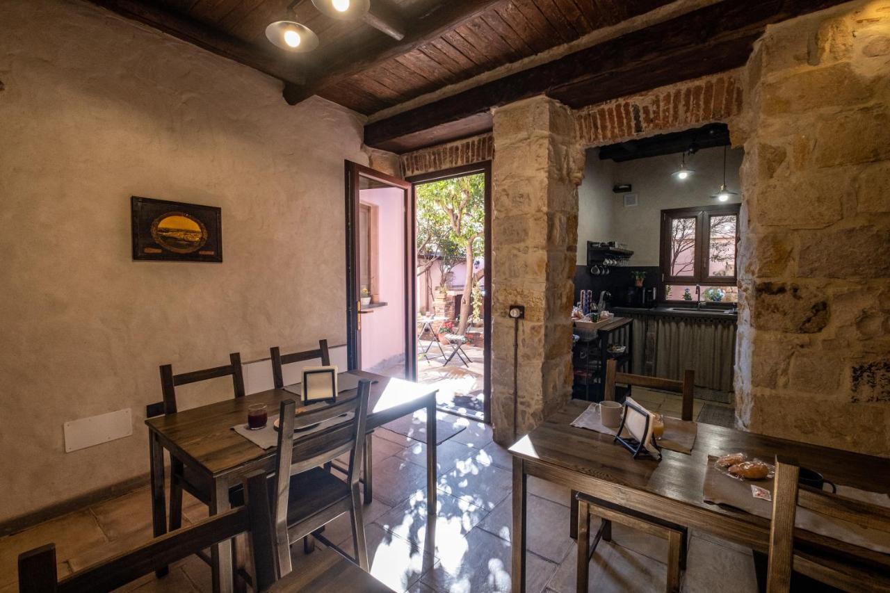 Il Rifugio Dei Minatori Otel Iglesias Dış mekan fotoğraf
